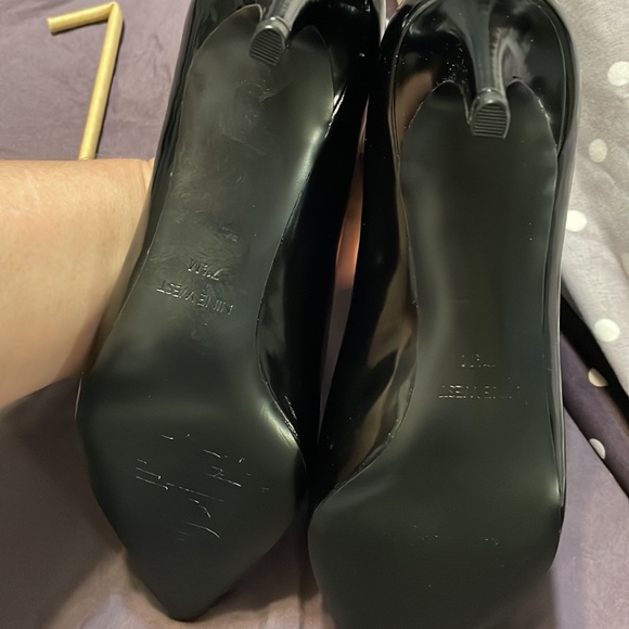 Nine West Patten Leather Heels - Picture 5 of 6